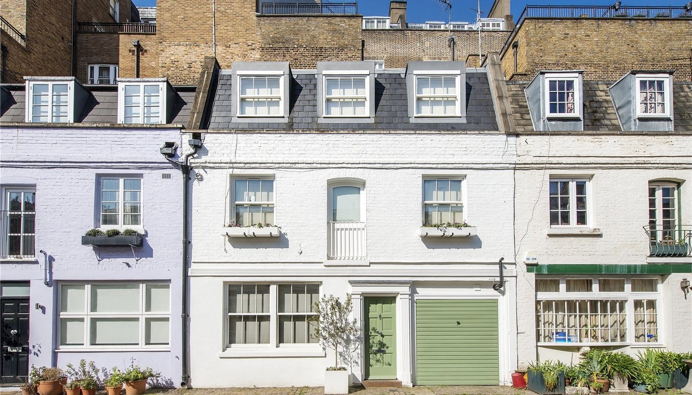 3 bedroom mews in Lancaster Mews, Bayswater, London, W2 Lurot Brand