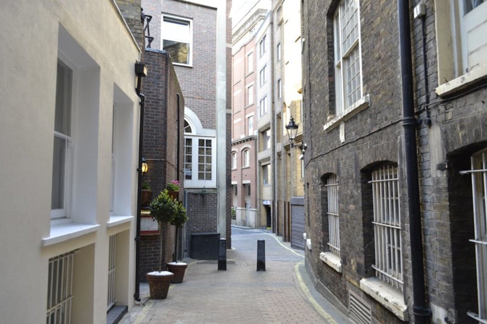 Clarges Mews, Mayfair, London, W1J Lurot Brand