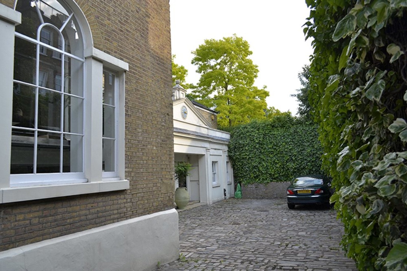 Eagle House Mews, Clapham Common, Clapham South, SW4 Lurot Brand