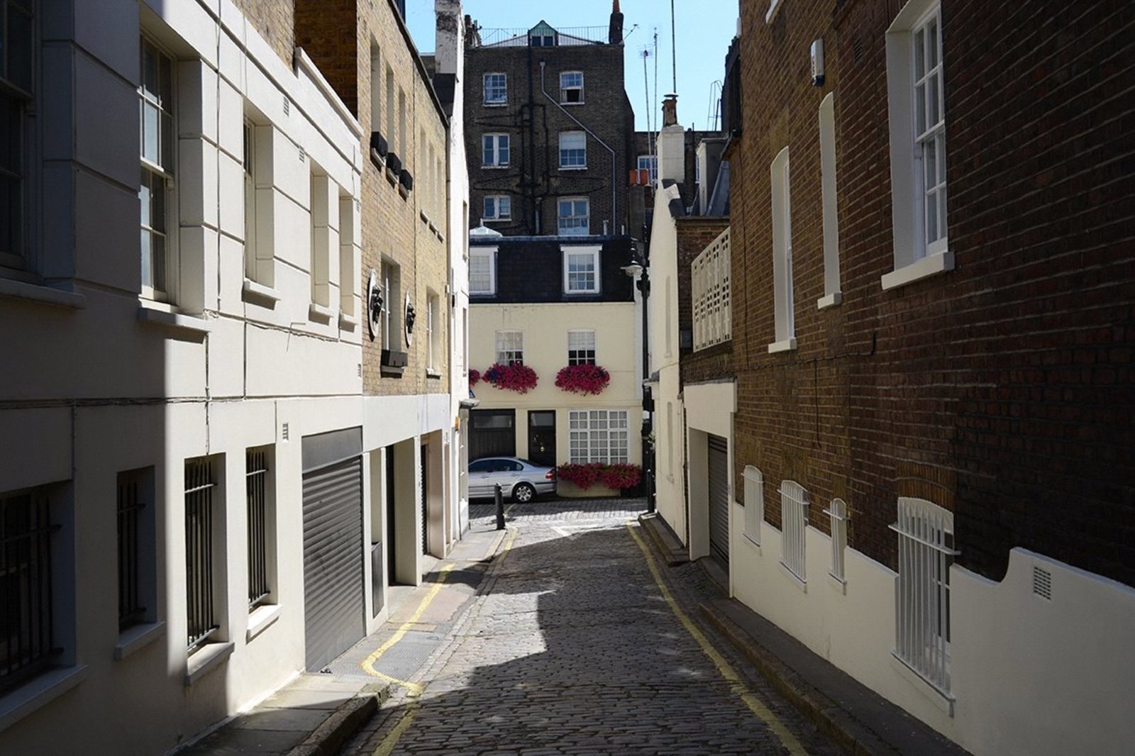 Groom Place Mews, Belgravia, London, SW1X Lurot Brand