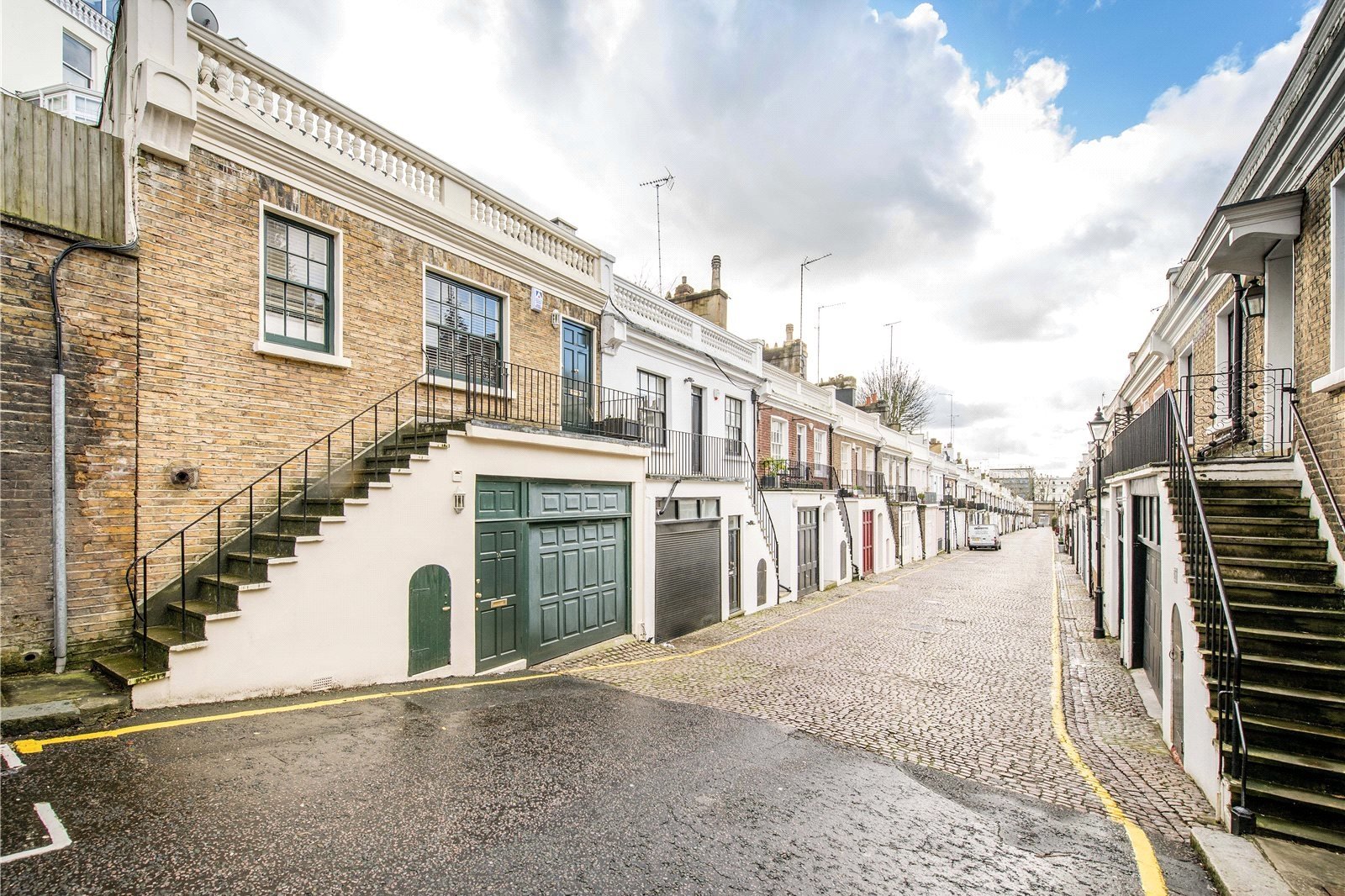 Holland Park Mews, Holland Park, London, W11 Lurot Brand