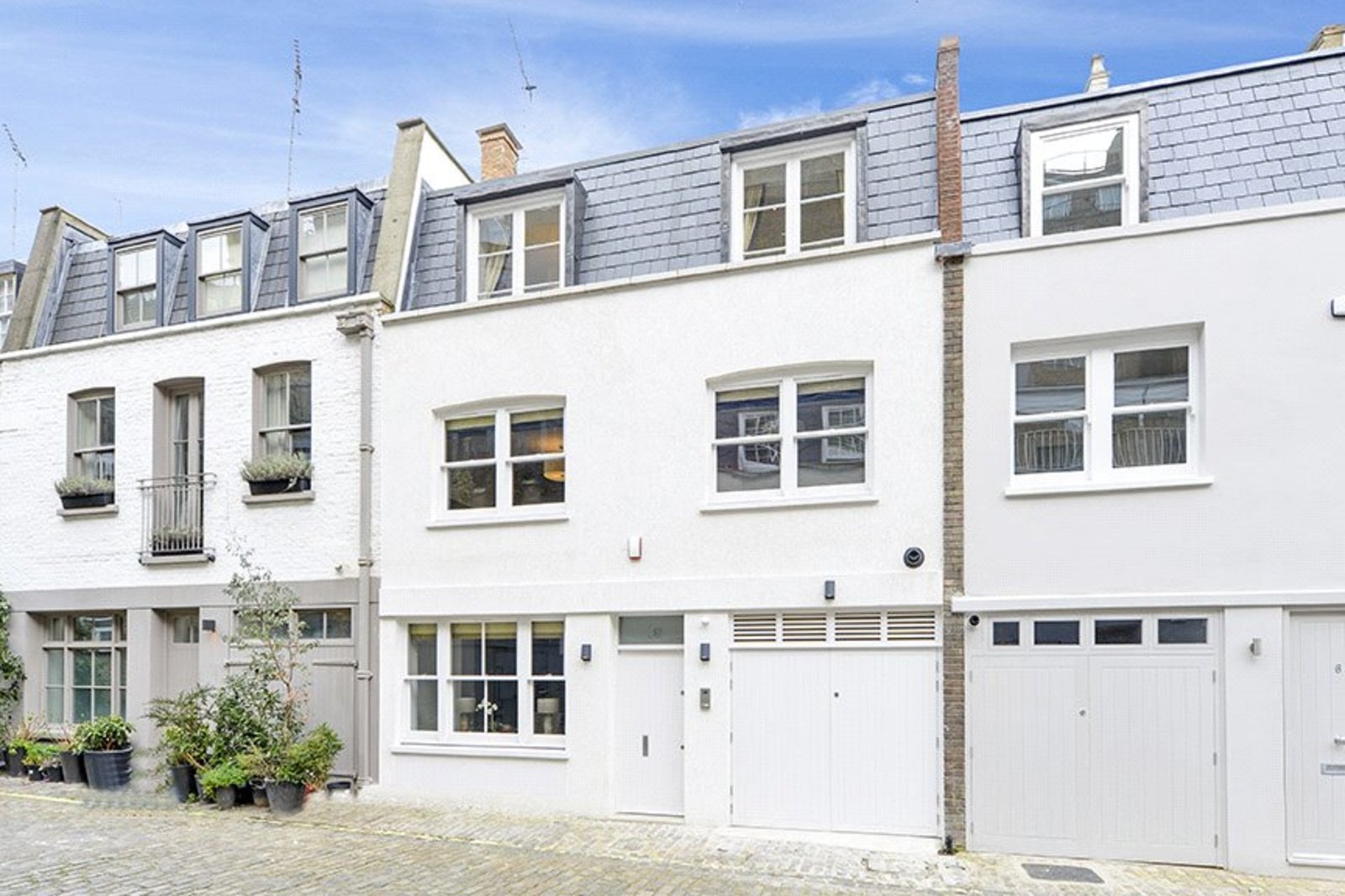 4 bedroom mews in Leinster Mews, Lancaster Gate, London, W2 Lurot Brand