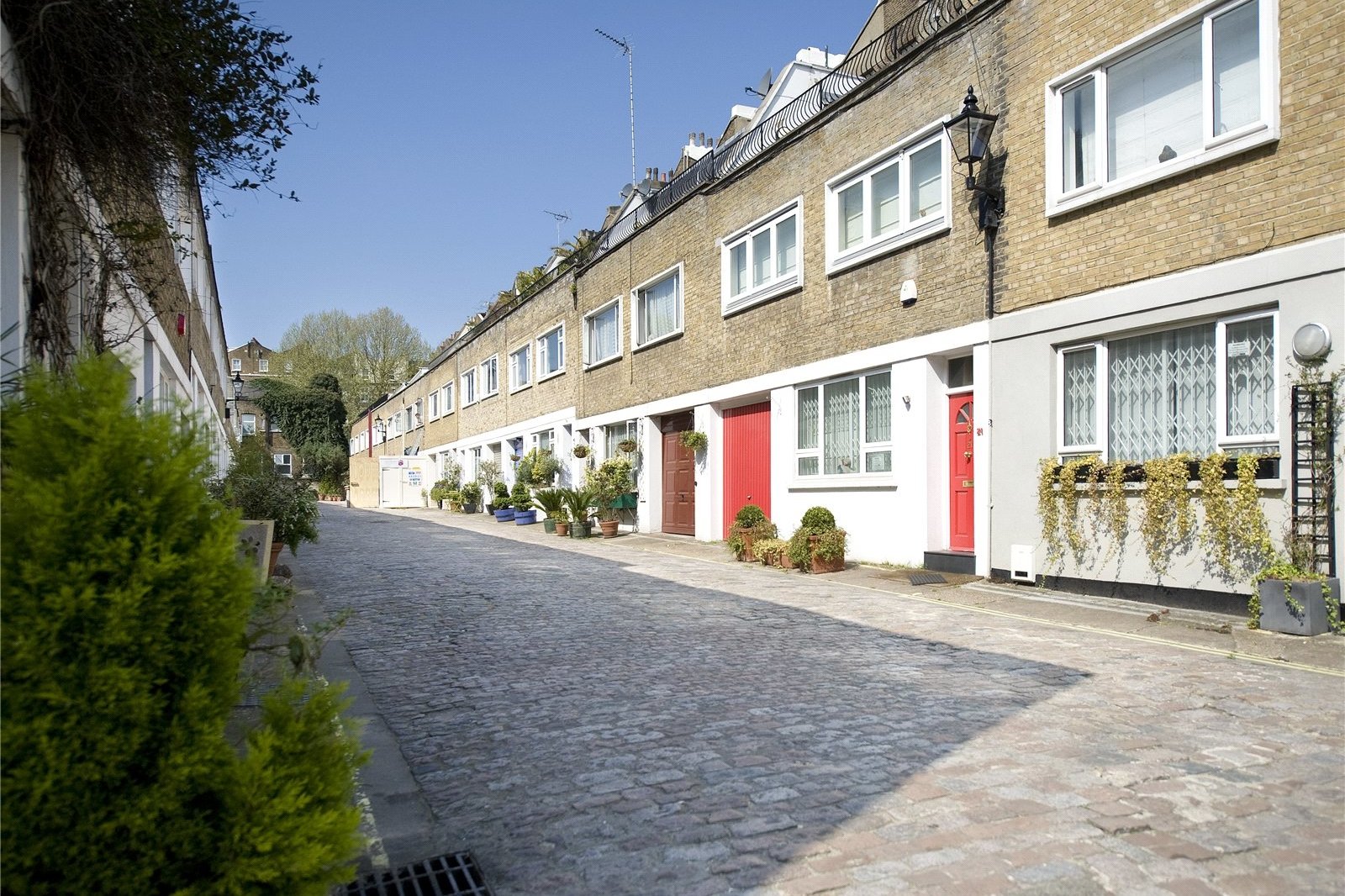 Queens Mews, Bayswater, London, W2 Lurot Brand