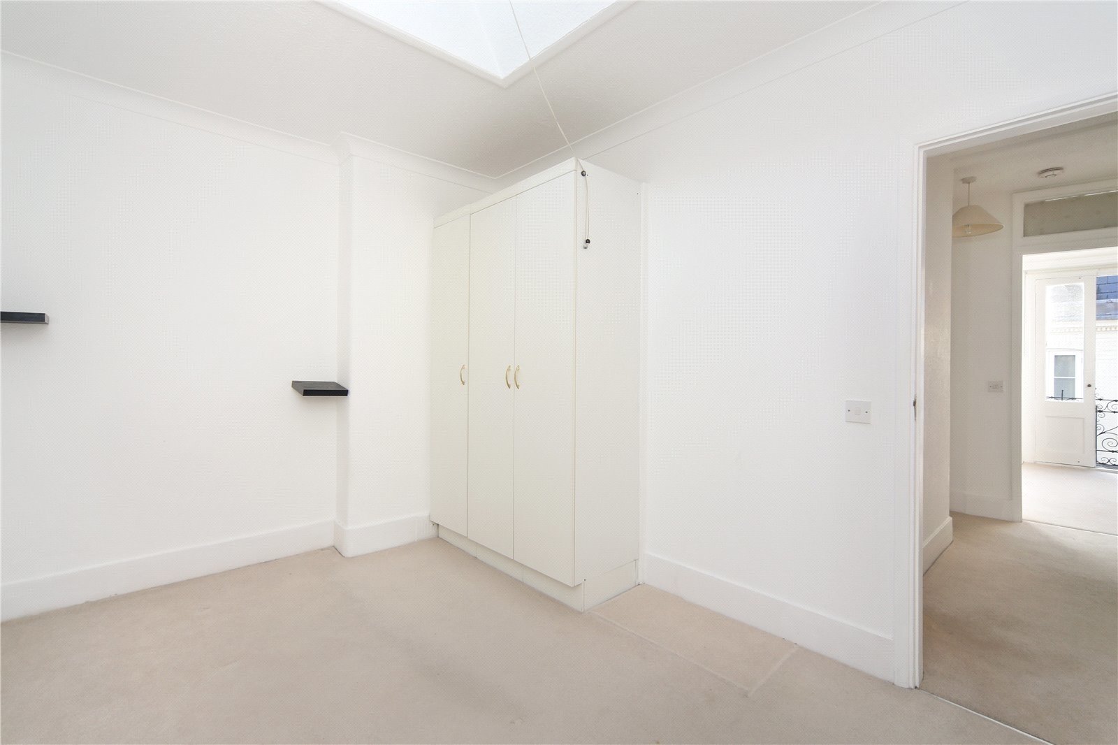 3 bedroom mews Sold in Radley Mews, London, W8 Lurot Brand