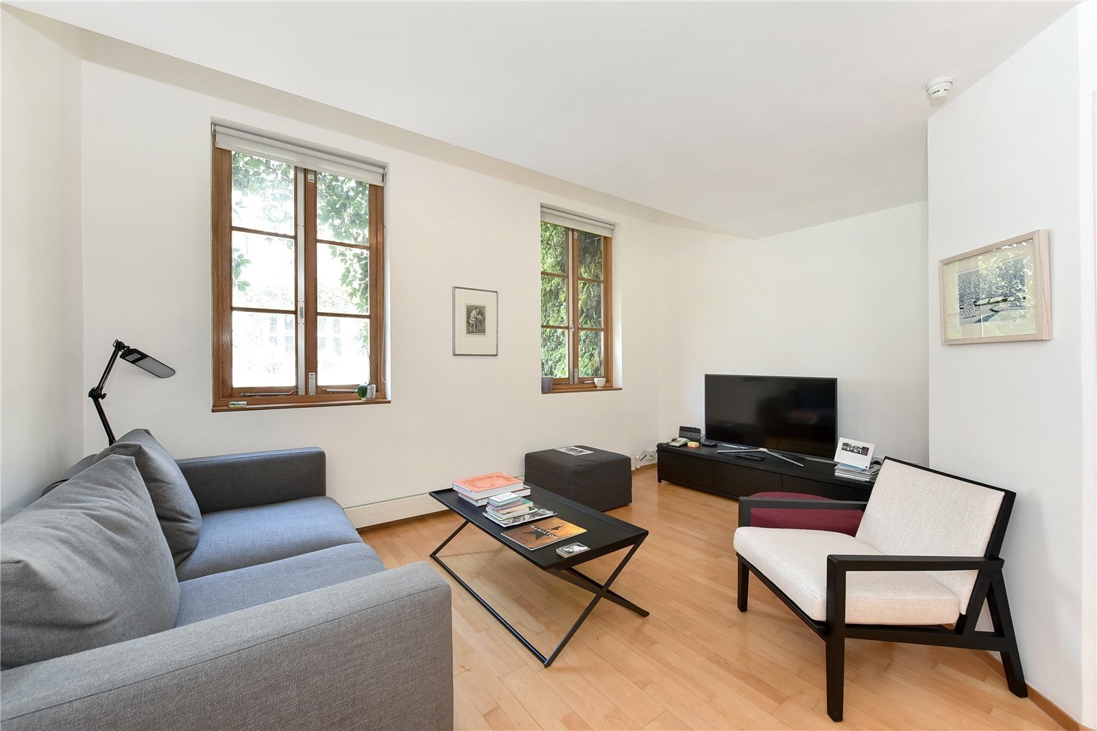 2 bedroom mews in Bathurst Mews, Tyburnia, London, W2 Lurot Brand