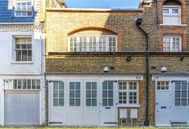 Mews House for sale in Colbeck Mews, Kensington