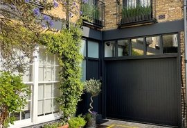 Mews House for sale in Queen's Gate Place Mews, South Kensington
