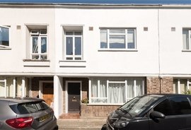 Mews House for sale in Rede Place